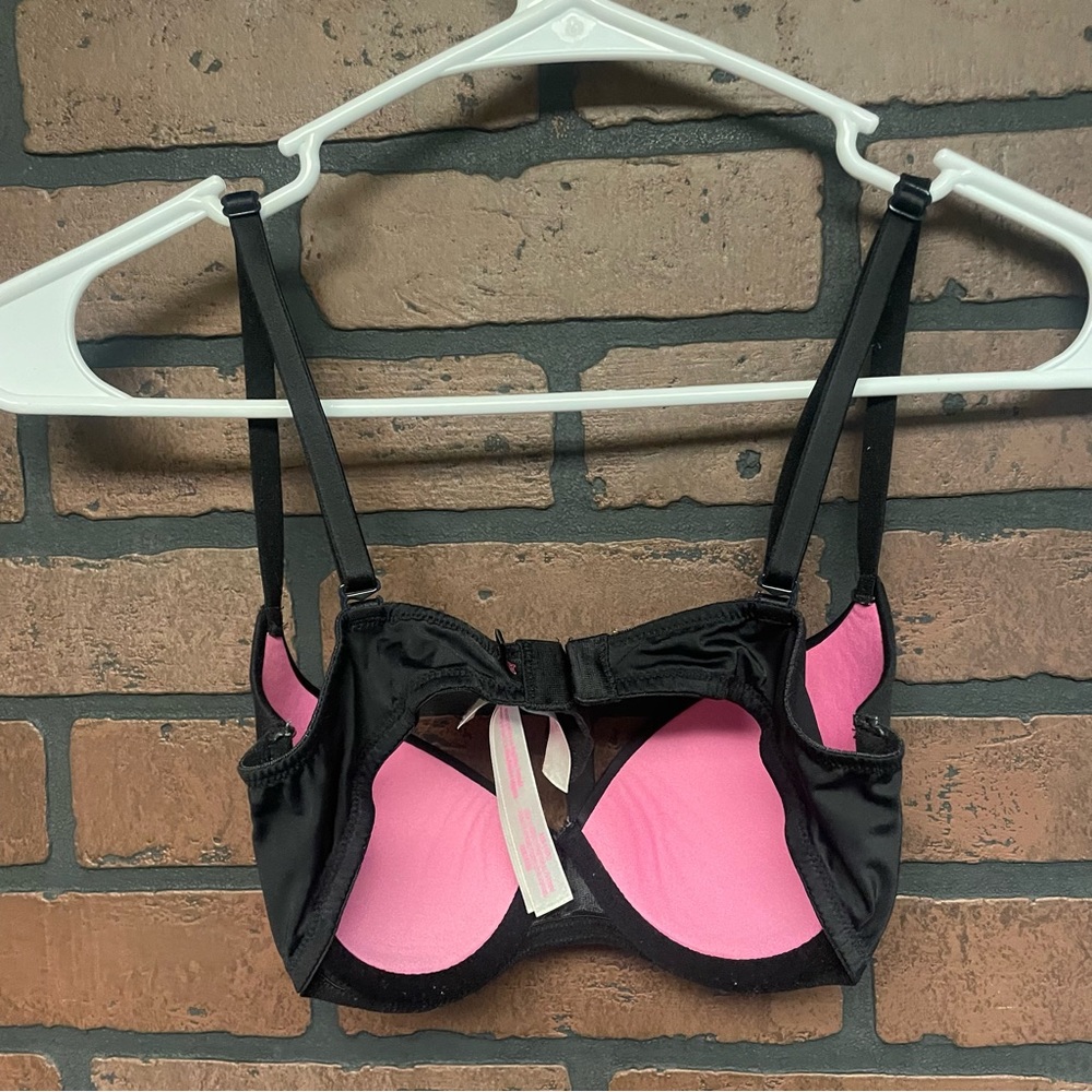 Victorias Secret Black Bra Size 32B - Picture 2 of 3